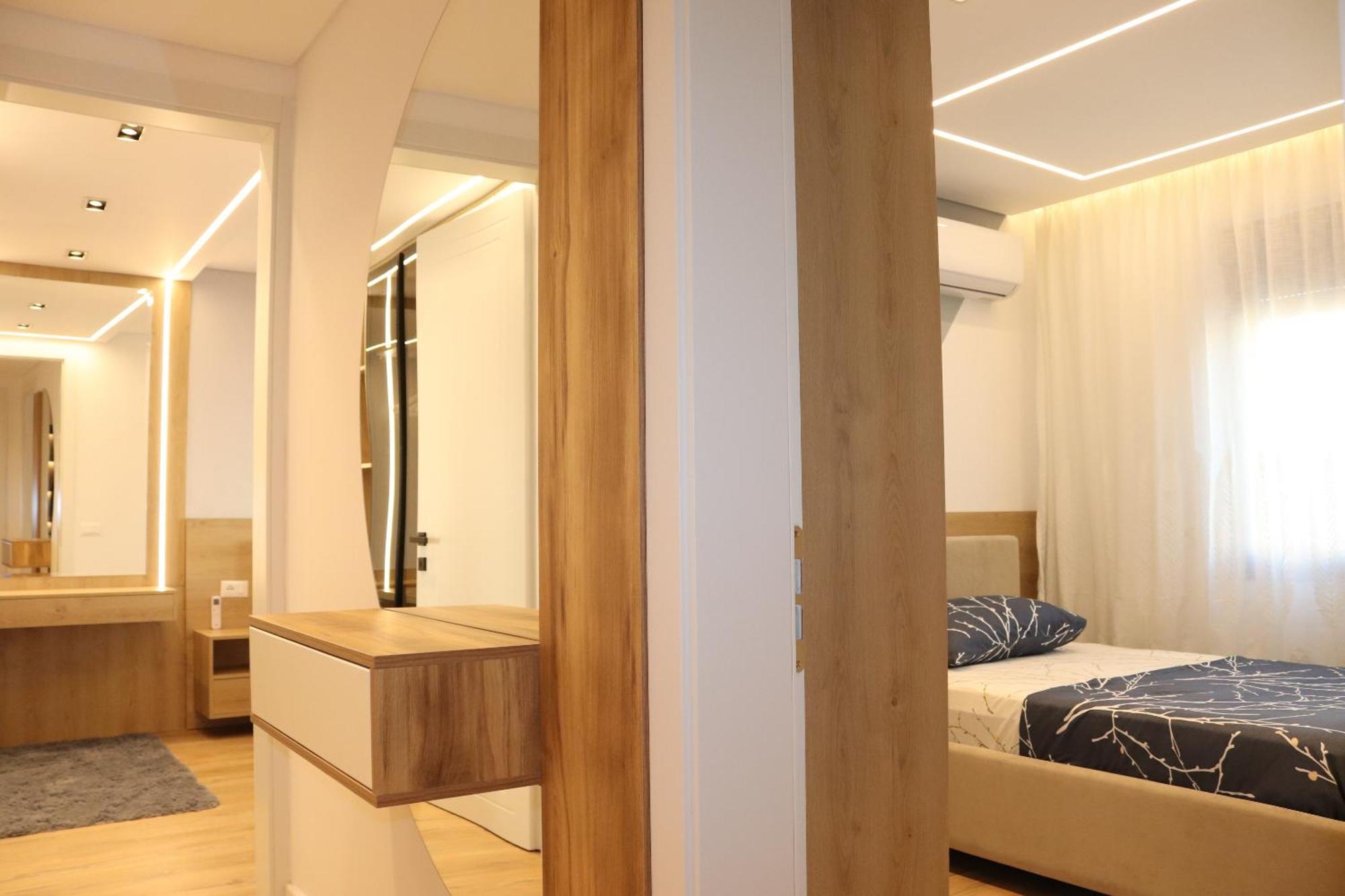 Soinn'S Apartament Tiranë Luaran gambar