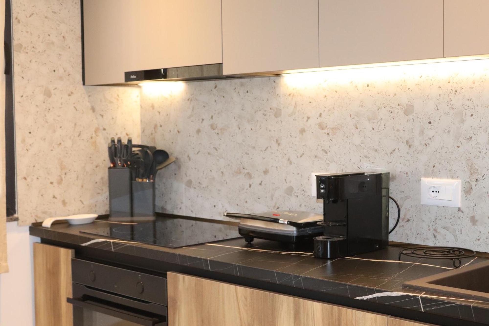 Soinn'S Apartament Tiranë Luaran gambar