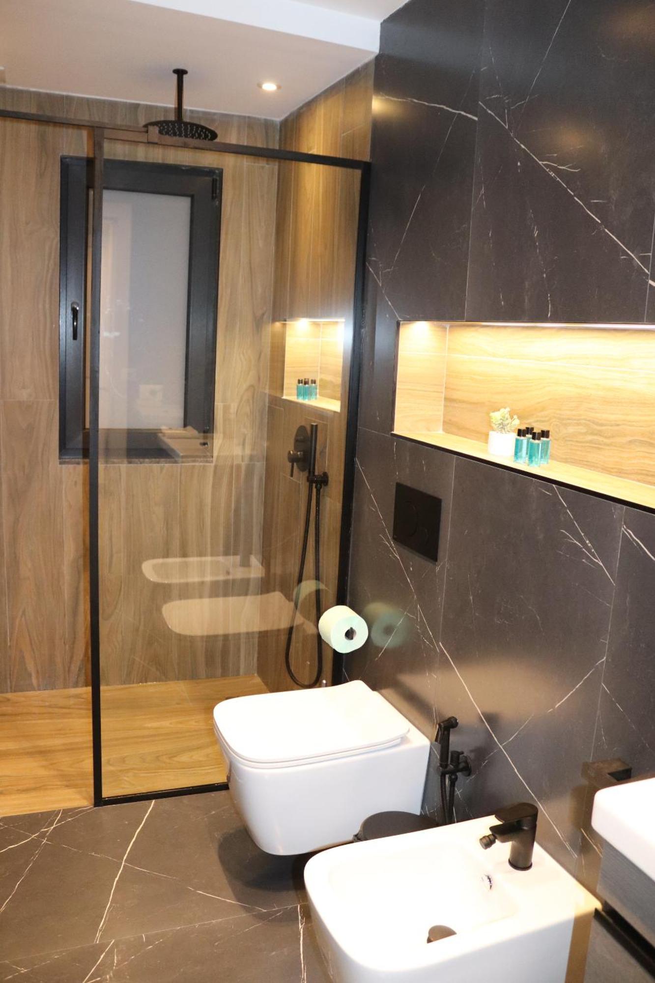 Soinn'S Apartament Tiranë Luaran gambar