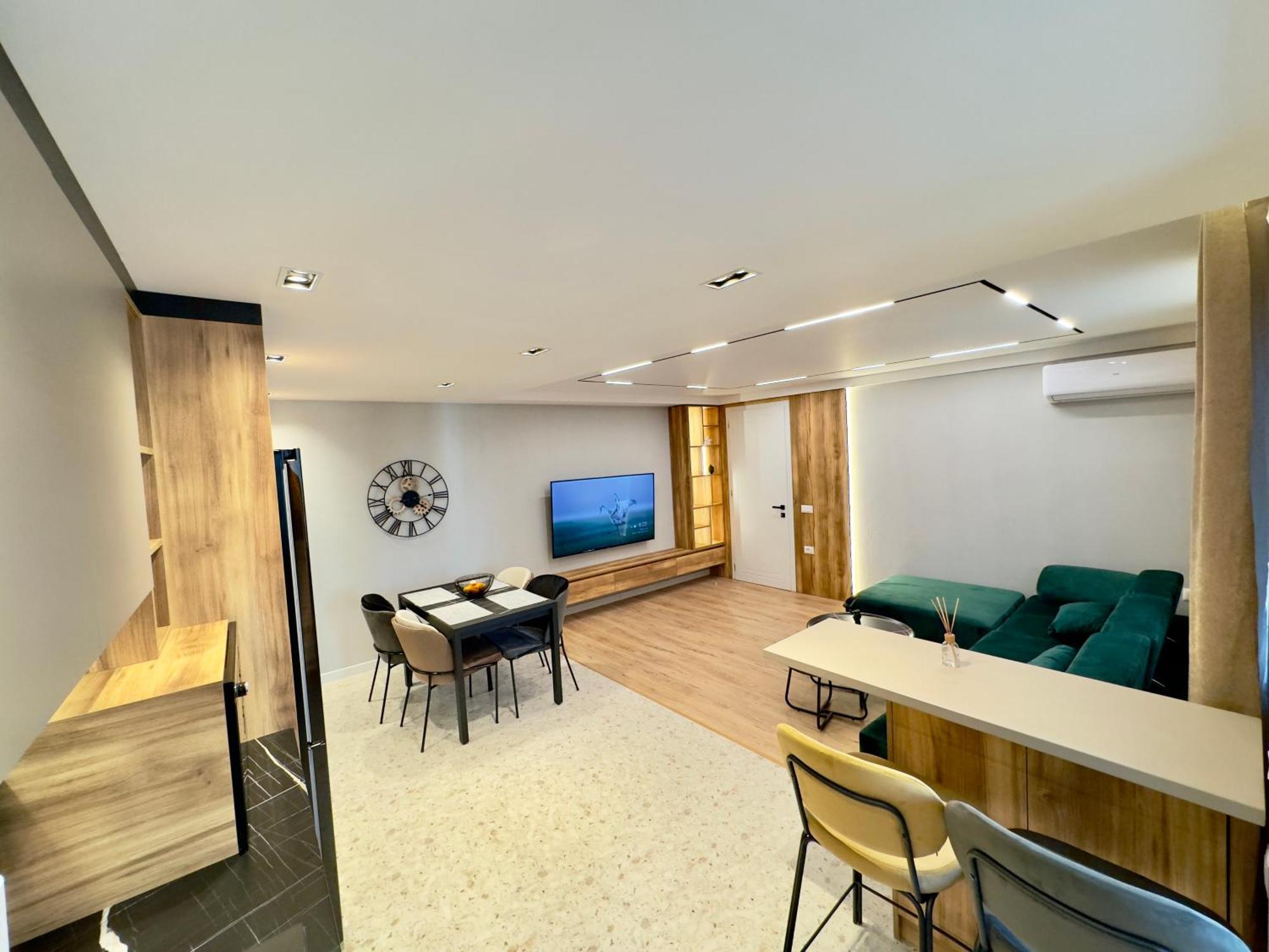 Soinn'S Apartament Tiranë Luaran gambar