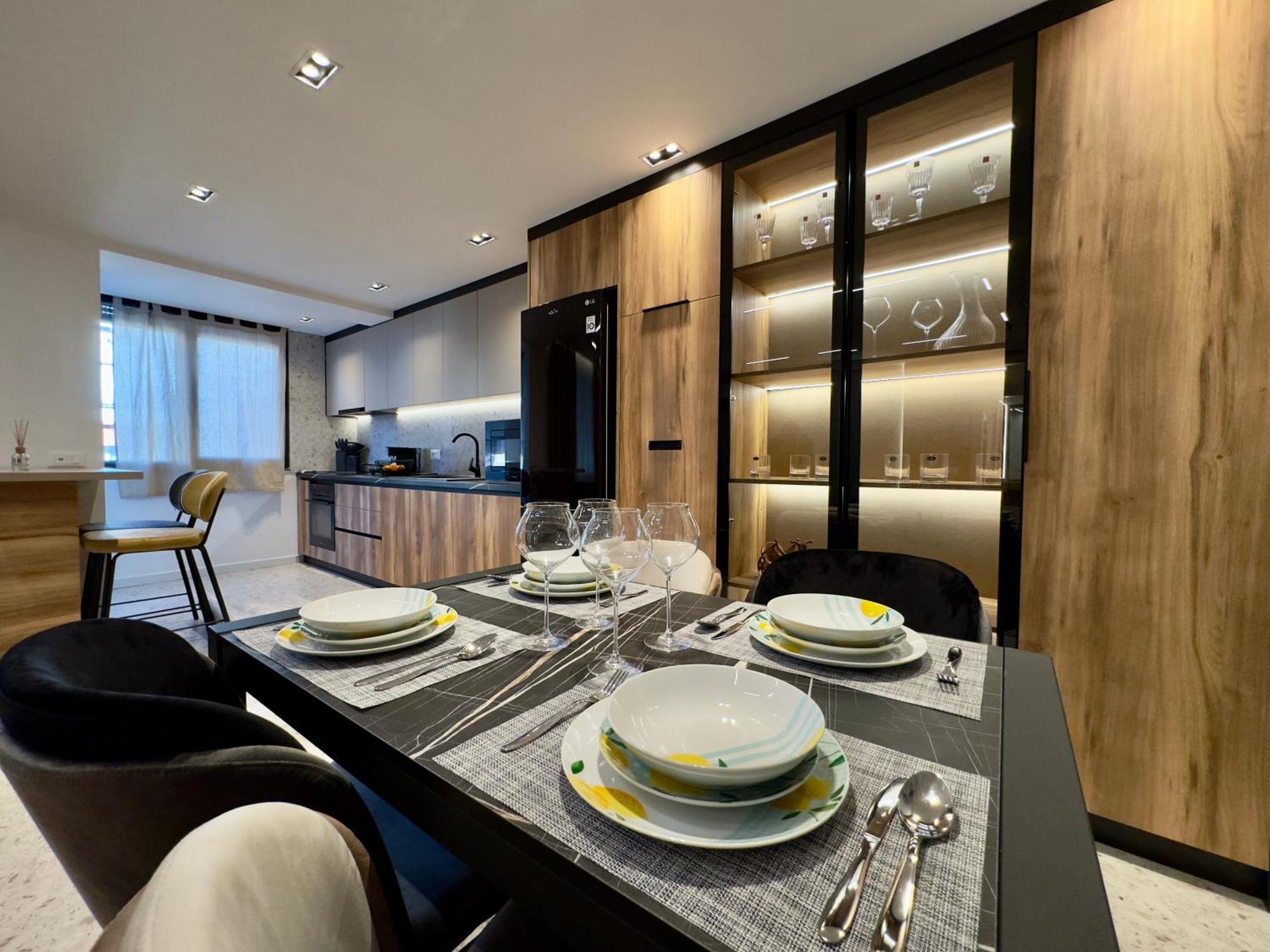 Soinn'S Apartament Tiranë Luaran gambar